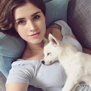 Meet your Posher, Norah